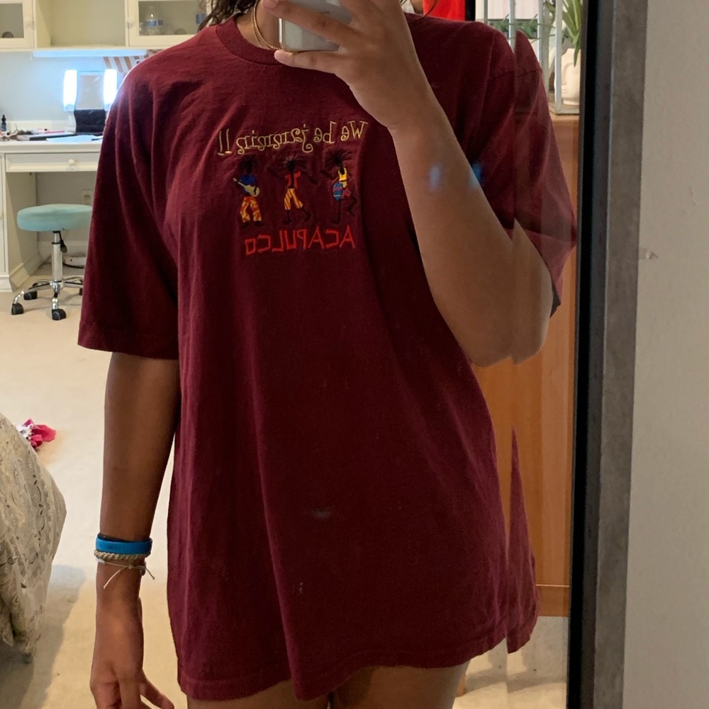T-SHIRT
